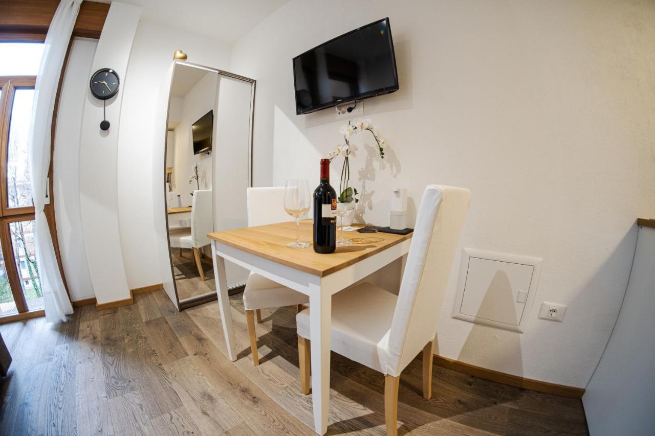 Flow Apartments Winkel Love Und Happiness Мерано Екстер'єр фото