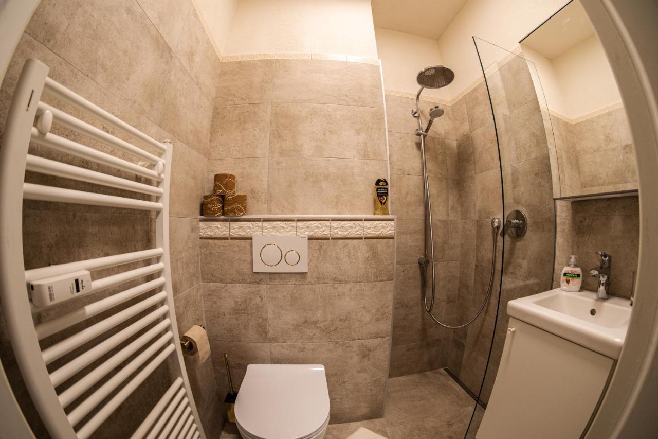Flow Apartments Winkel Love Und Happiness Мерано Екстер'єр фото